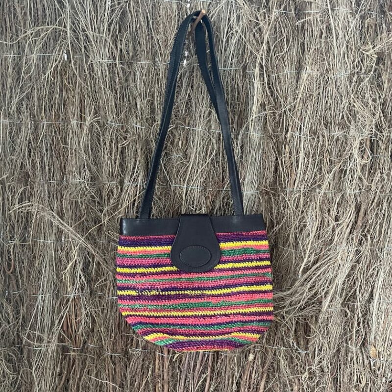 Shigra Ecuador Asas de cuero