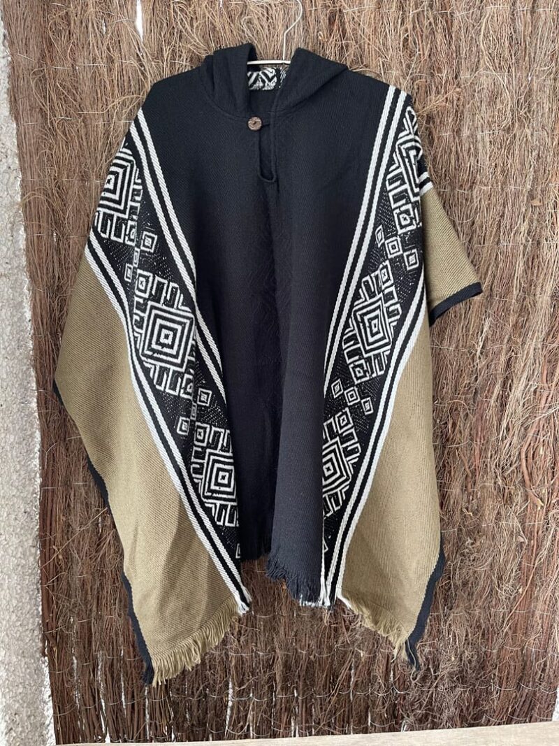 Poncho Alpaca Gris y Camel