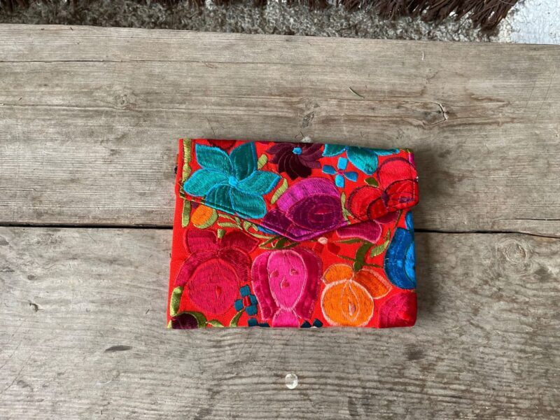 Clutch Bordado Ecuador Luisa