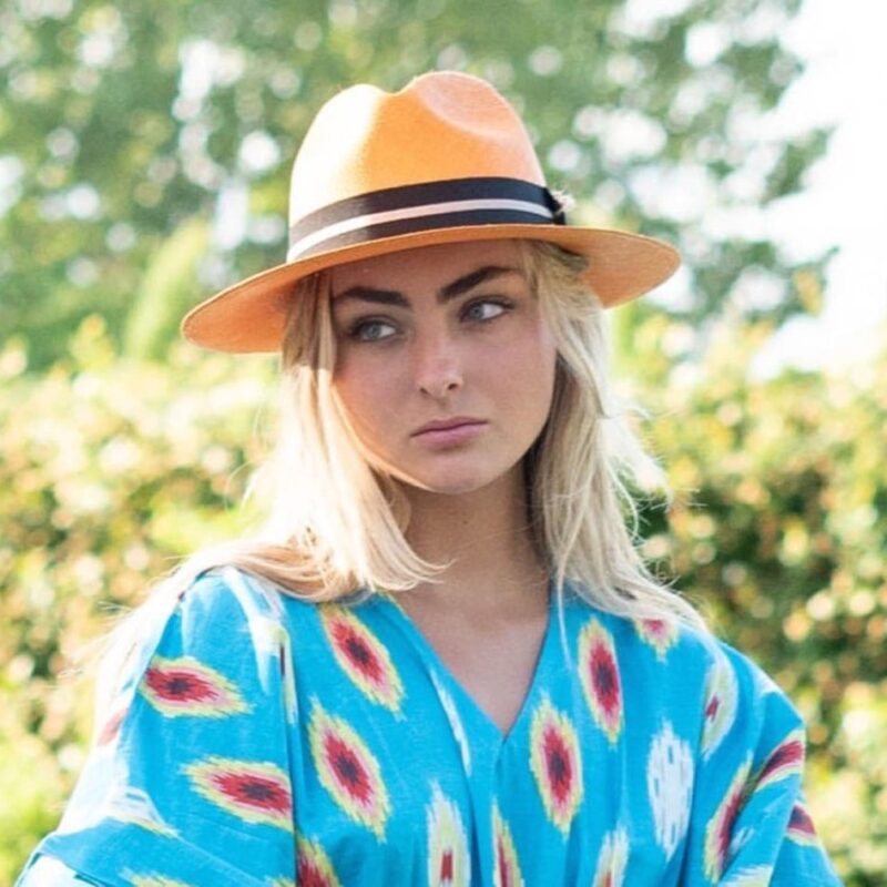 Sombrero naranja cinta rayas