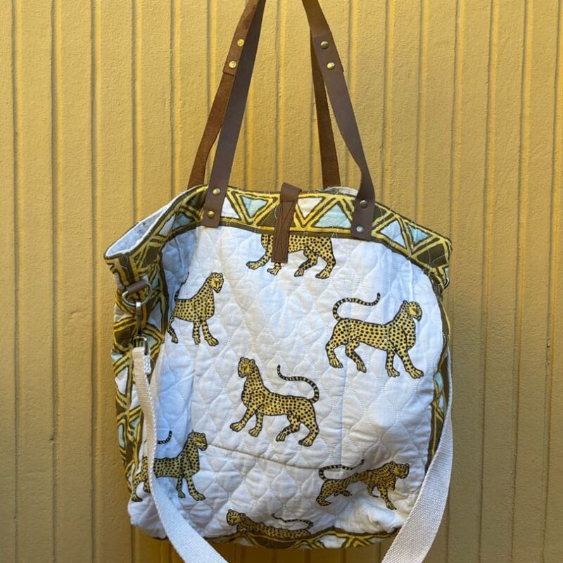 Bolsa de tela asas cuero guepardo