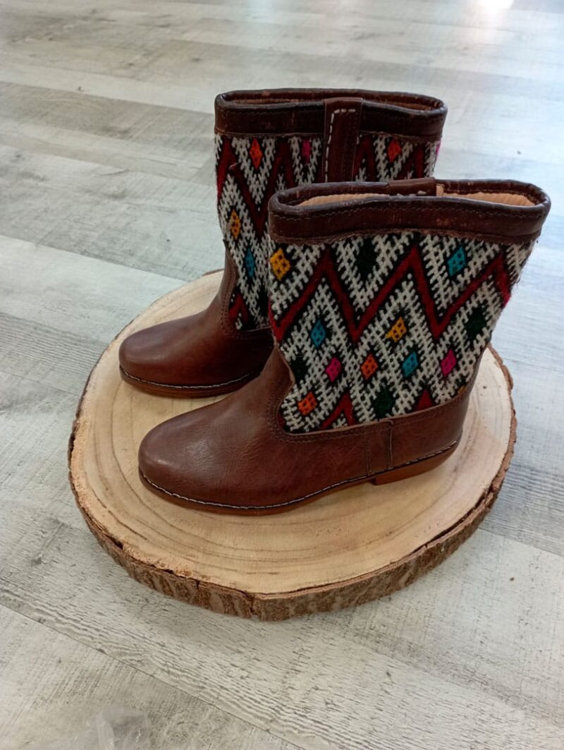 Botas Kilim Tea