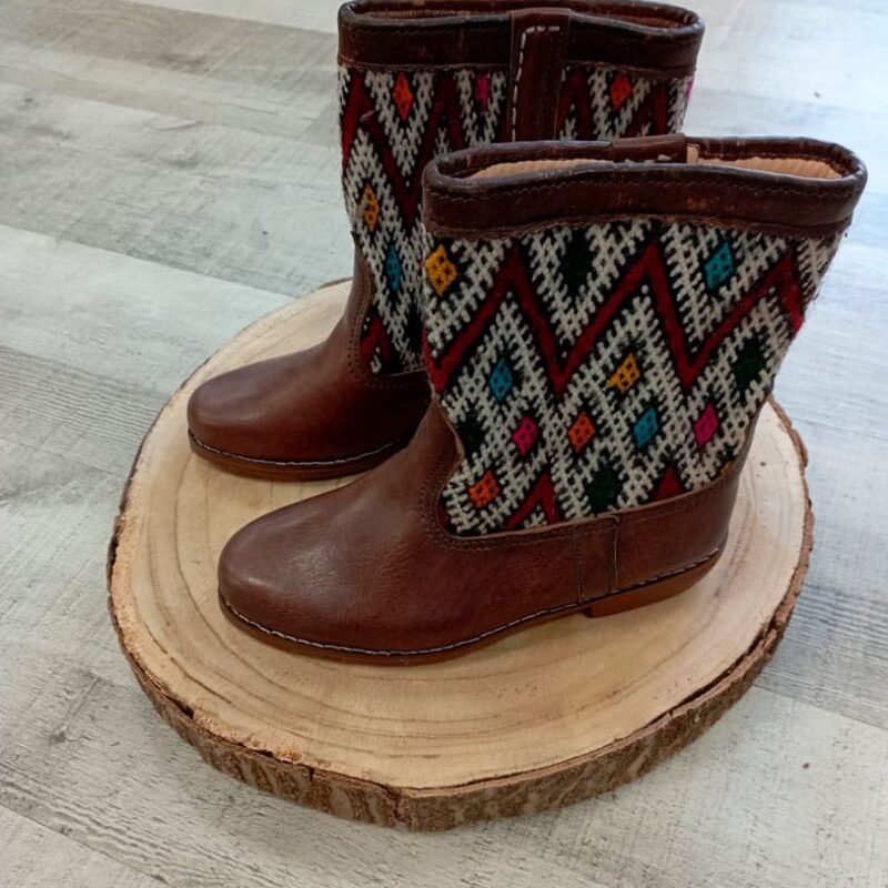 Botas Kilim Tea