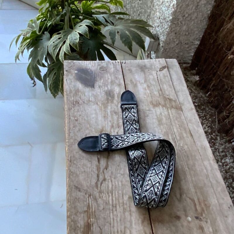 Cinta con cuero para guitarra Flamenco