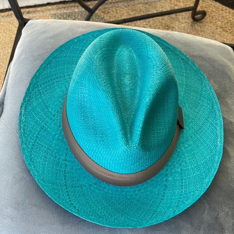 Sombrero azul turquesa cinta gris