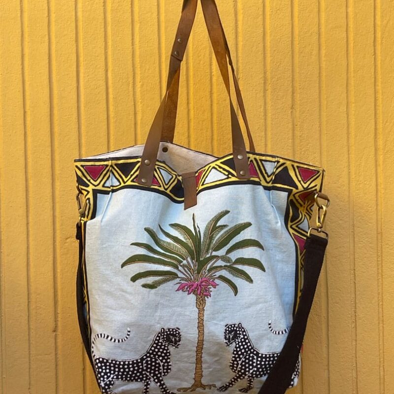 Bolsa de tela asas cuero y negra palmera