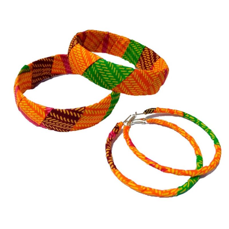 Conjunto de Pulseras y Pendientes