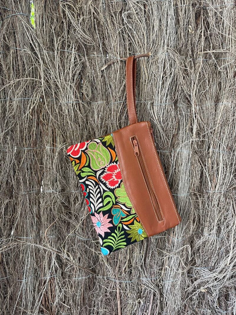 Clutch Grande Cuero Camel
