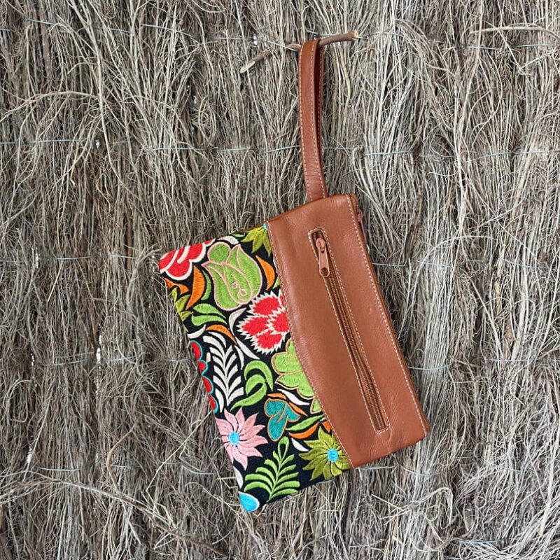 Clutch Grande Cuero Camel