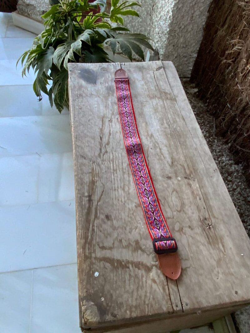 Cinta con cuero para guitarra Melody
