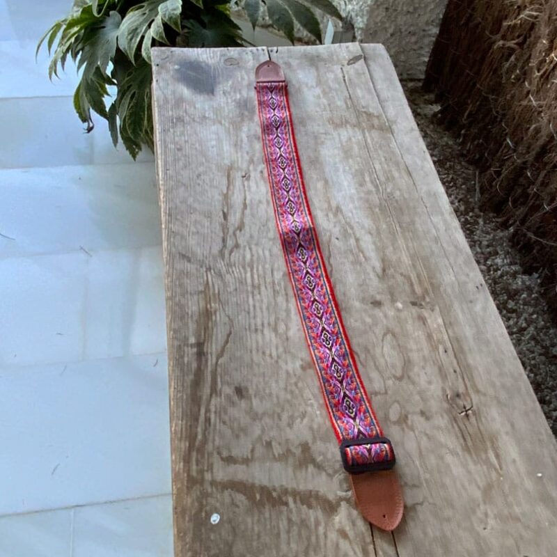 Cinta con cuero para guitarra Melody