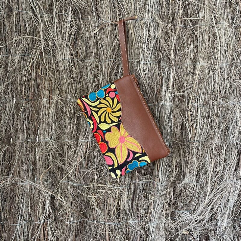 Clutch Pequeño Cuero Sand