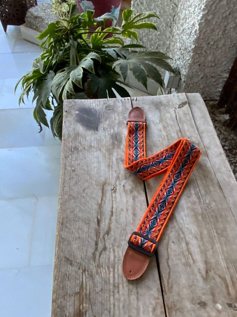 Cinta con cuero para guitarra Liric