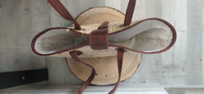 Cesta Mimbre pequeña asas cuero marrón oscuro - Imagen 2