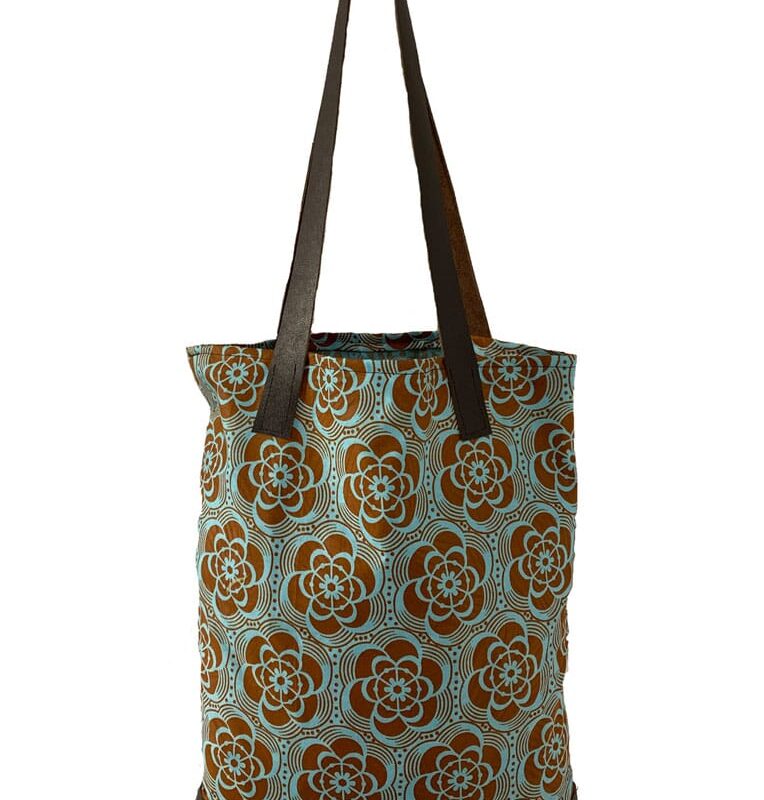 Bolsa de Tela y Cuero Turquesa con Flores Naranjas Bianca