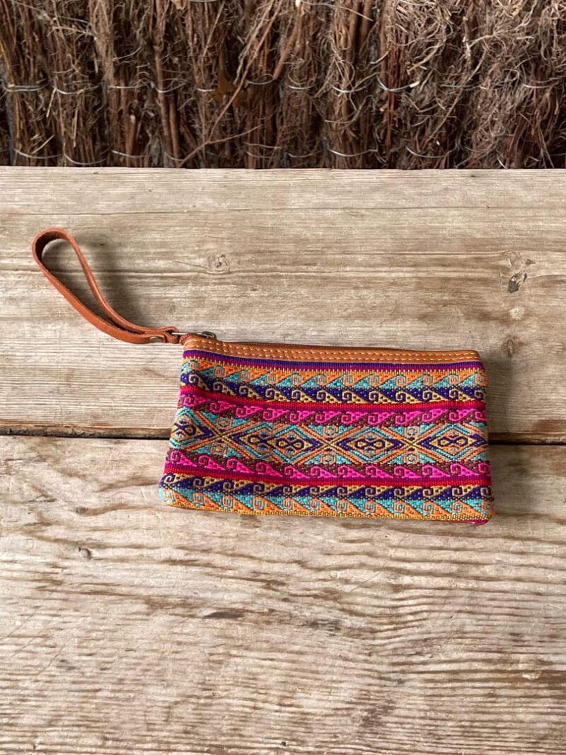 Estuche faja quechua arcoiris, cuero camel