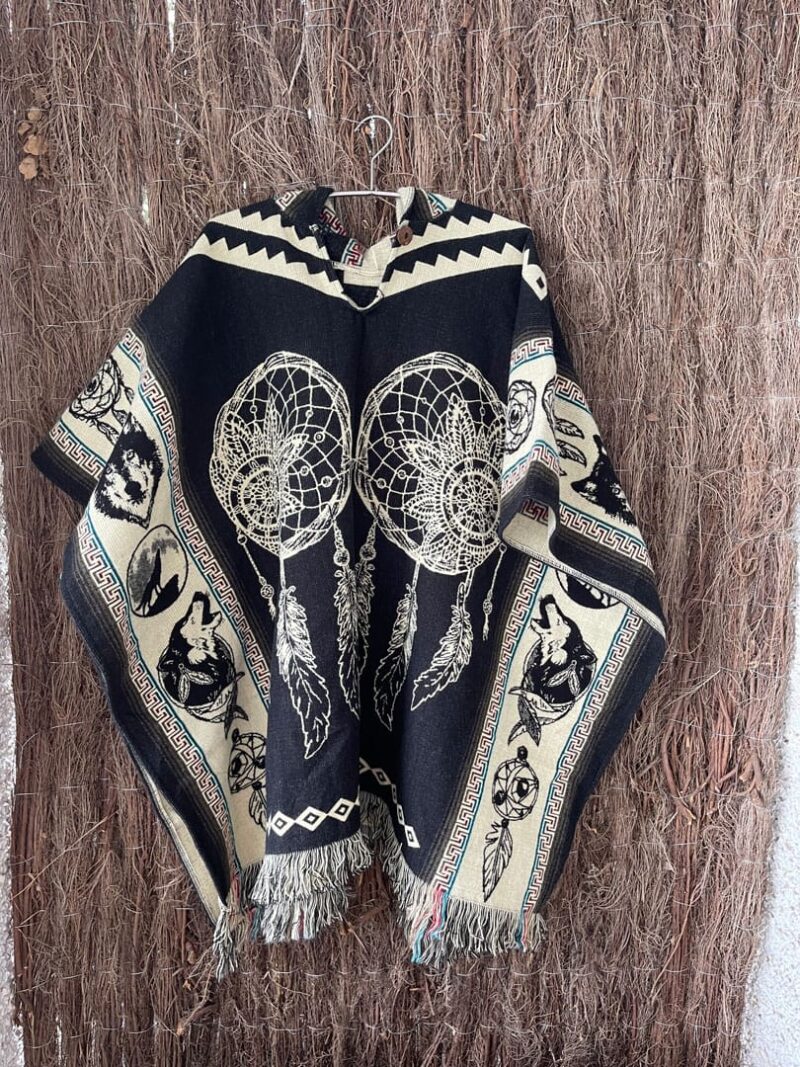 Poncho de Alpaca Negro y Blanco etnico
