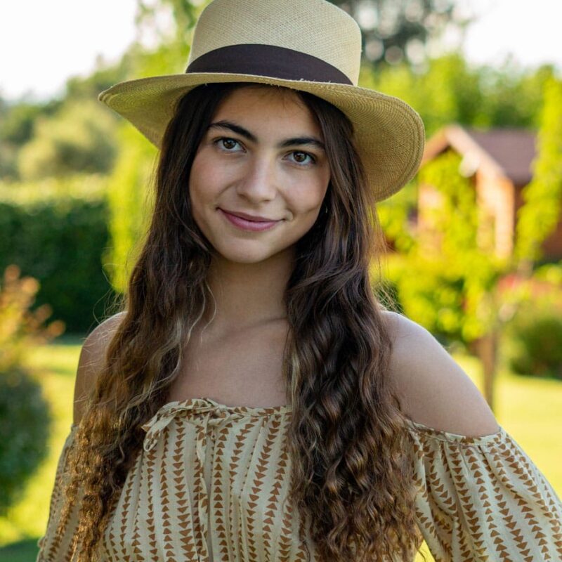 Sombrero beige redondo cinta marrón