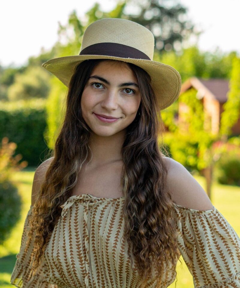 Sombrero beige redondo cinta marrón