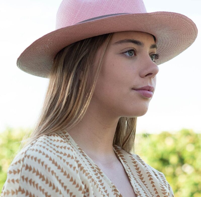 Sombrero Pink cinta marrón