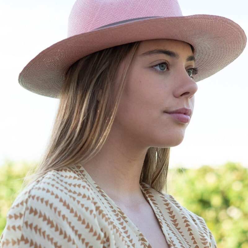 Sombrero Pink cinta marrón