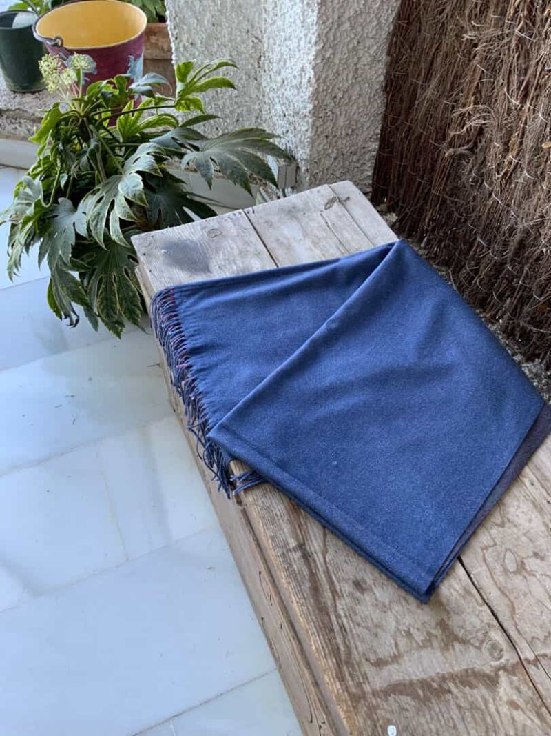 Bufanda Reversible Tonos azules y Vinos, Cachi - Imagen 5