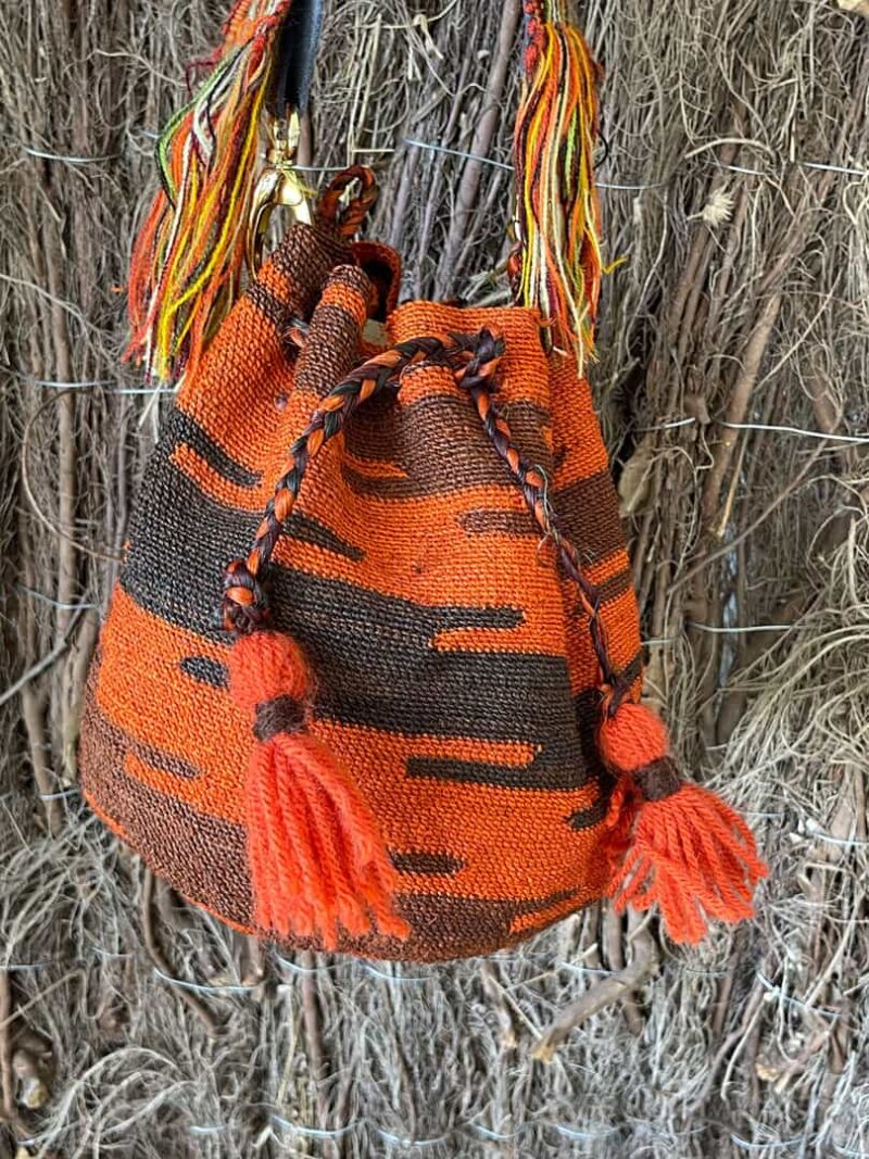 Shigra Ecuador Borlas Pequeña - Imagen 5