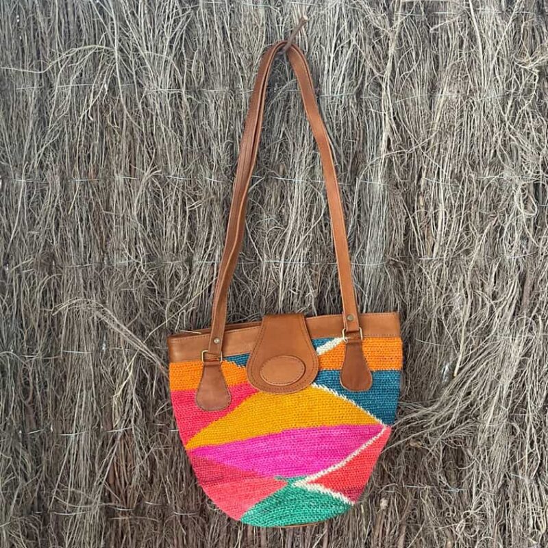 Shigra Ecuador Asas de cuero