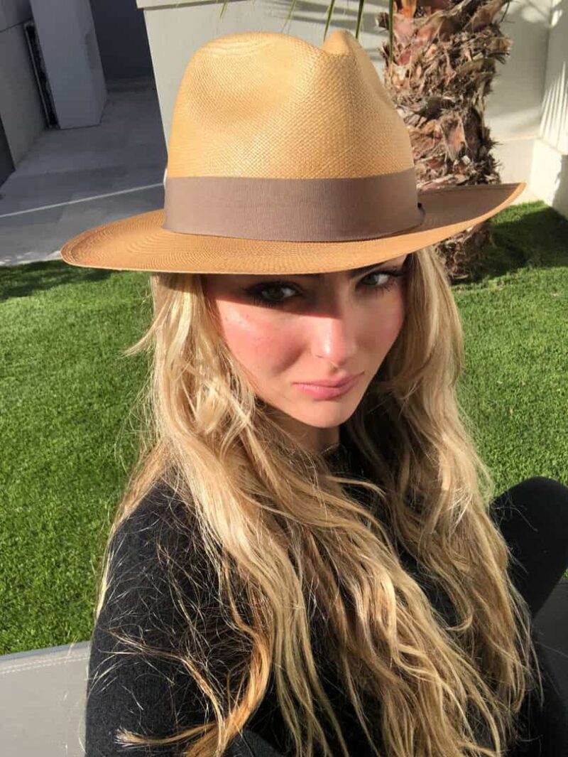 Sombrero Naranja cinta gris