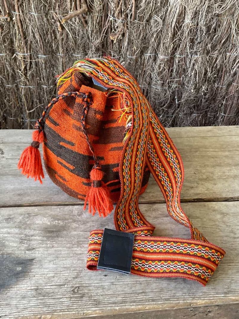 Shigra Ecuador Borlas Pequeña - Imagen 2