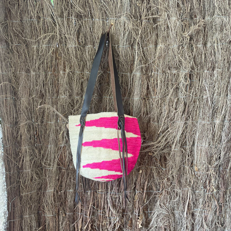 Shigra Asas Cuero con Flecos